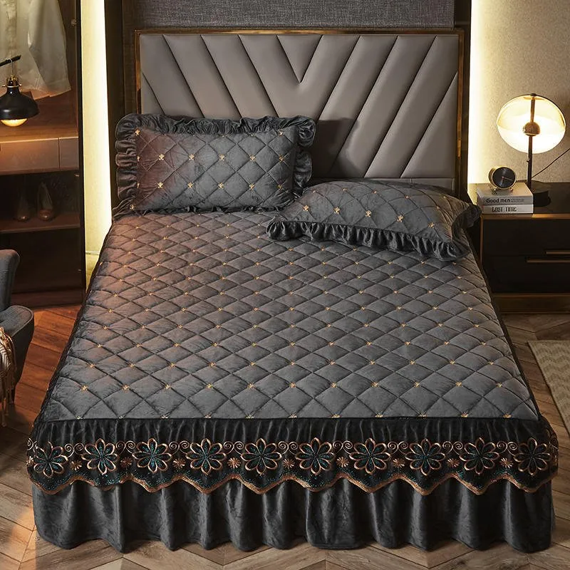 Bed Skirt Luxury Cover Lace Embroidery Crystal Velvet King Ruffle Wrap