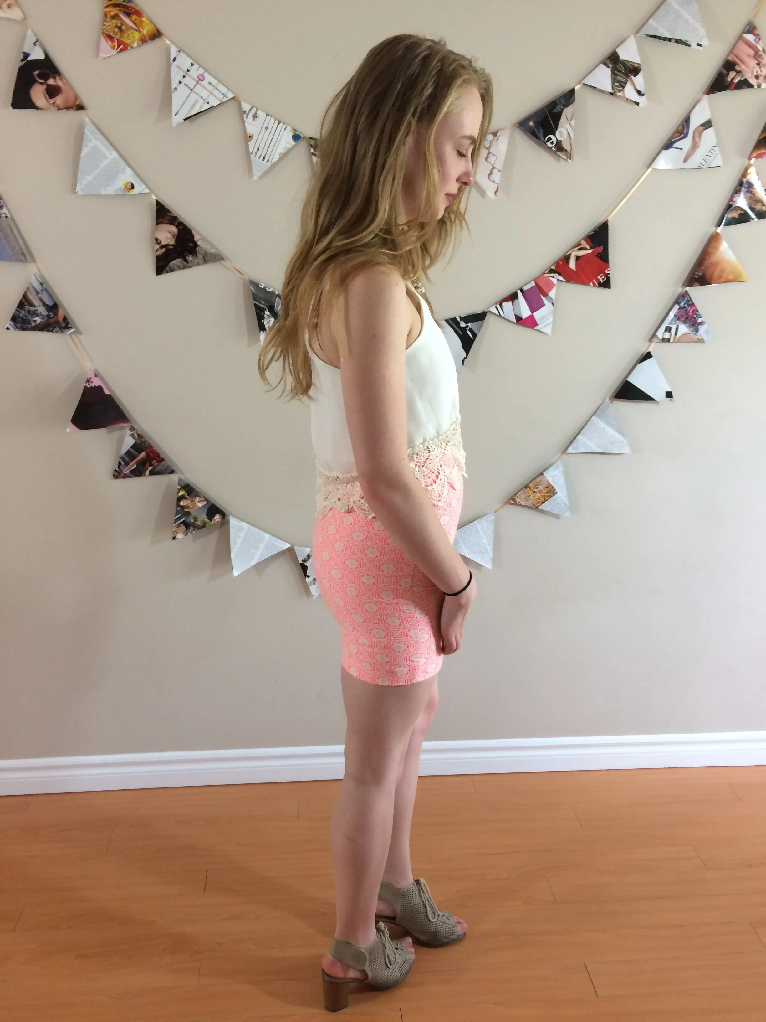 GAP Neon Pink Graphic Pencil Skirt - Size 0