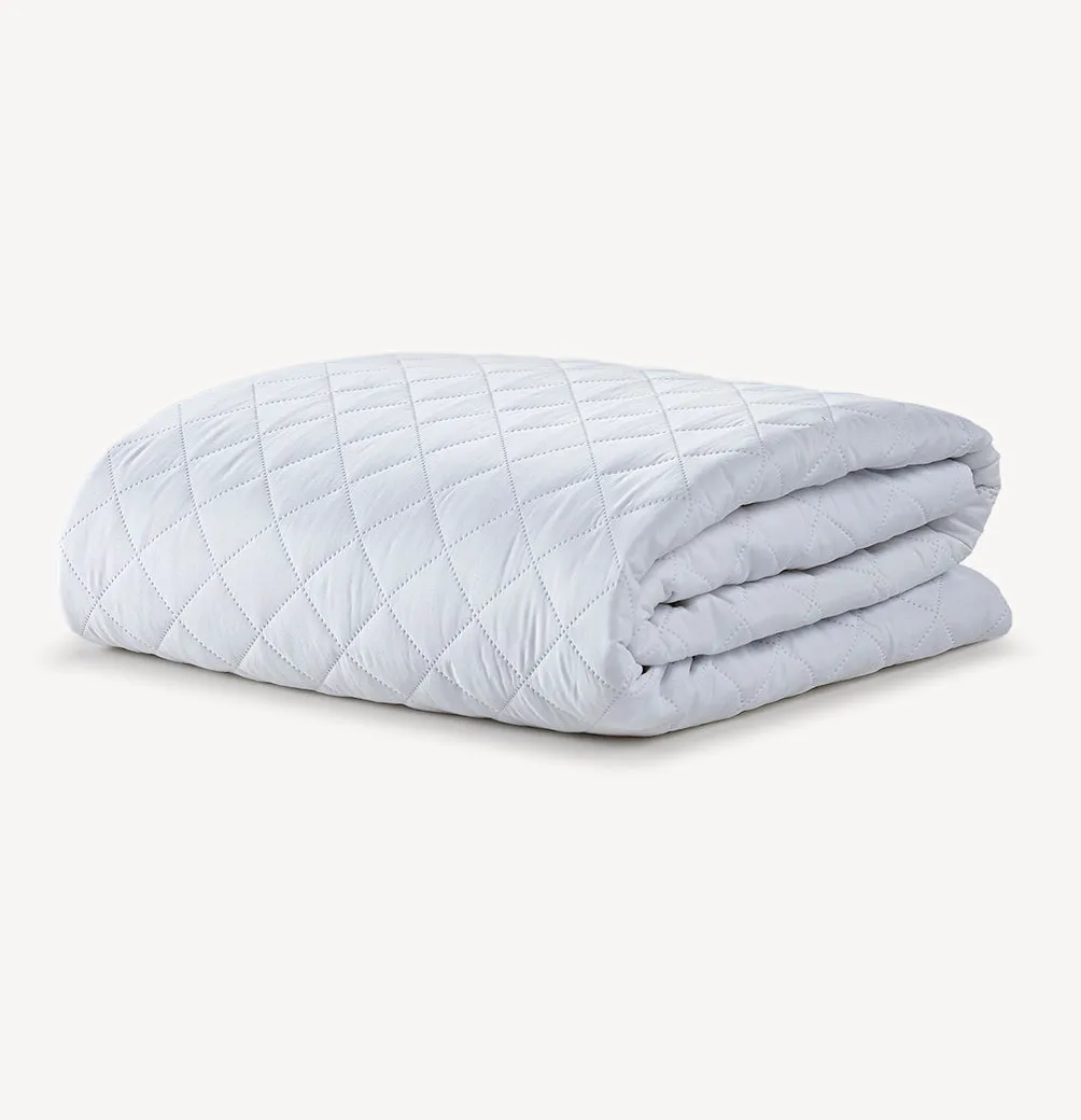 Waterproof & Hypoallergenic Mattress Protector